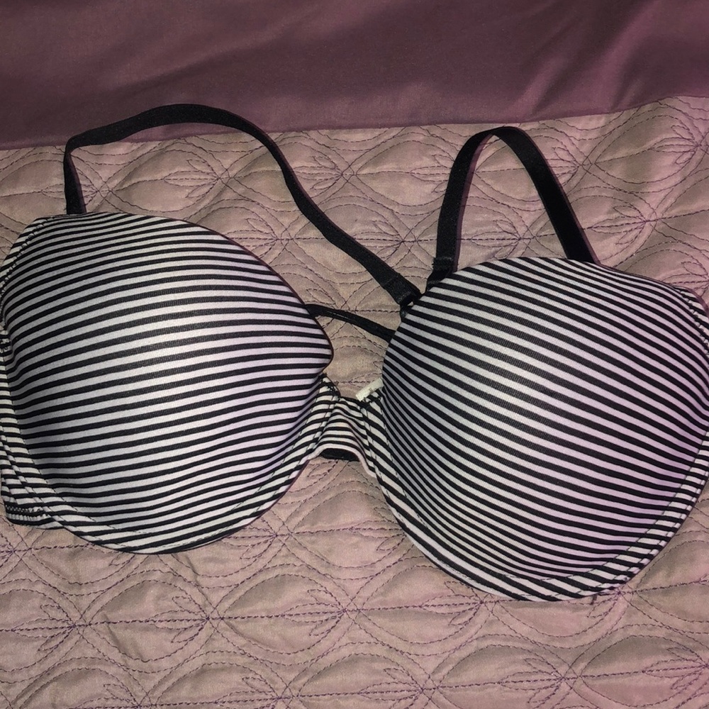 Black and White Stripe So Bra, Size 36C